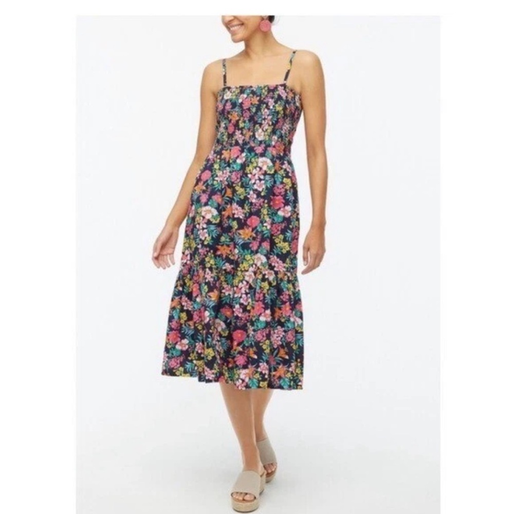 J Crew Floral Smocked Tiered Sleeveless A-Line Midi Dress Boho Navy Pink Size S - Picture 2 of 15